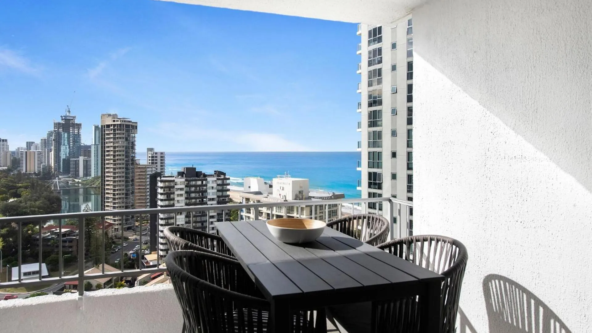 Magnificent Ocean Views Apartment In Surfers Paradise - Coasthm Gold Coast Australia