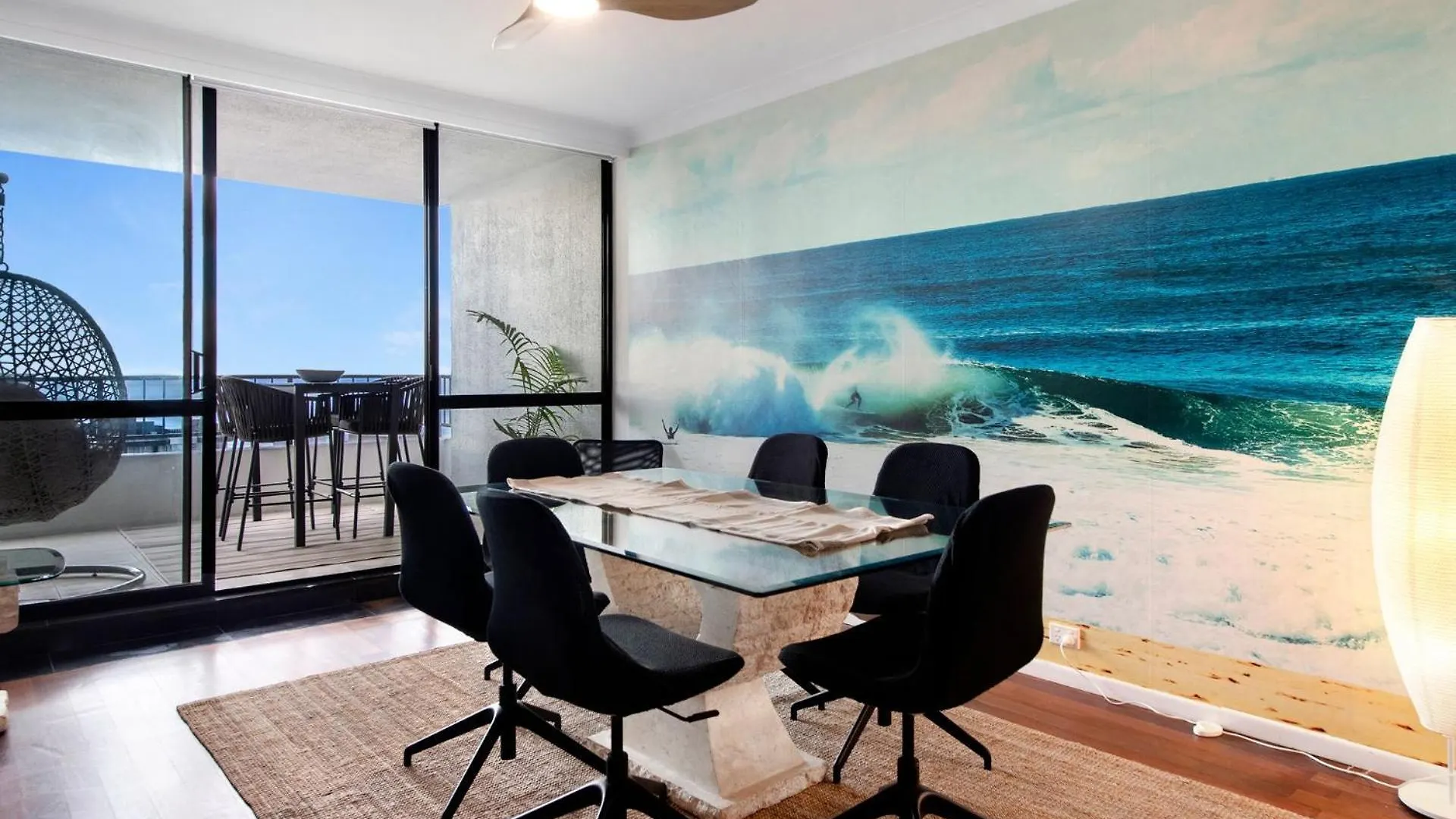 Magnificent Ocean Views Apartment In Surfers Paradise - Coasthm Gold Coast 0*,  Australia