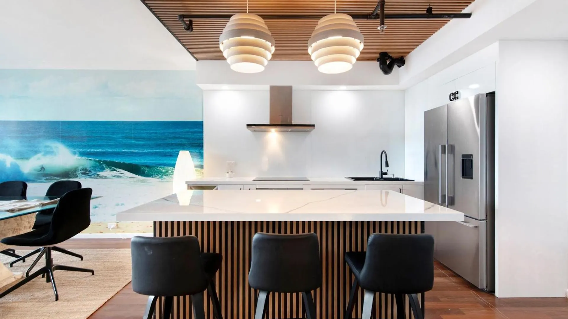 Magnificent Ocean Views Apartment In Surfers Paradise - Coasthm Gold Coast